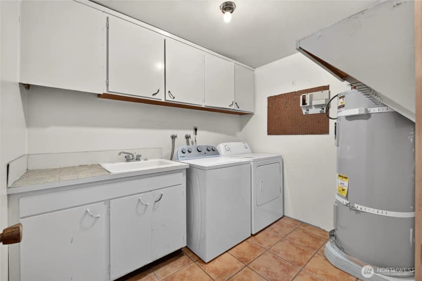 Property photo for 12212 47th Avenue E, Tacoma photo 33
