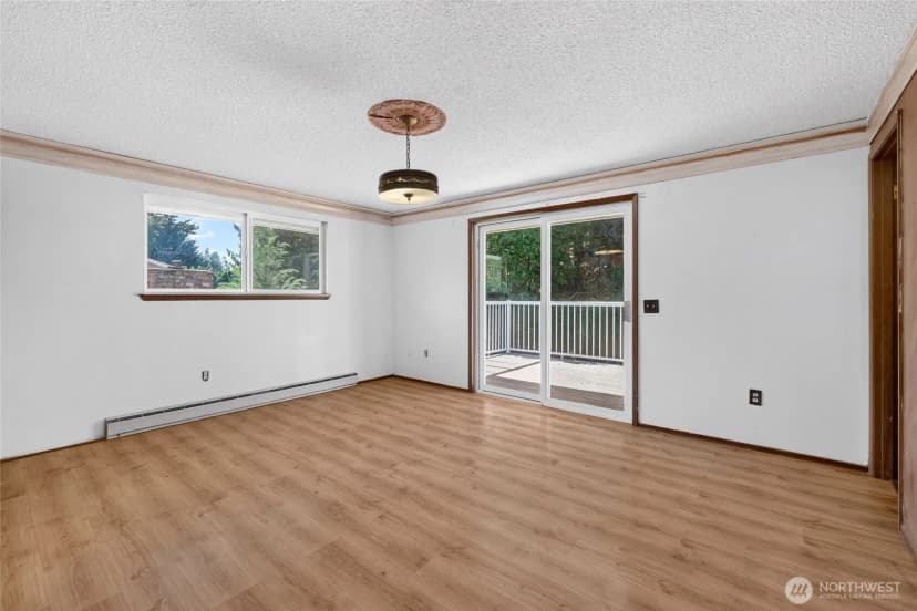 Property photo for 12212 47th Avenue E, Tacoma photo 15