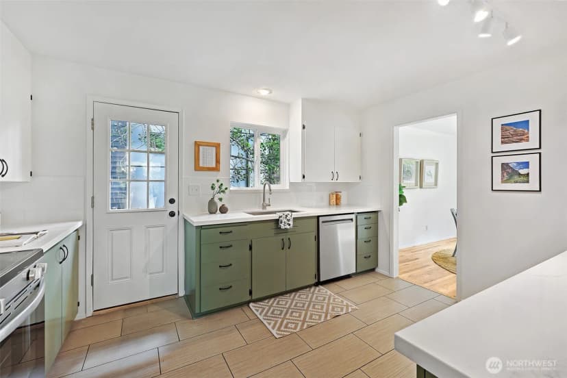 Property photo for 1603 Nw 89th Street, Seattle photo 12