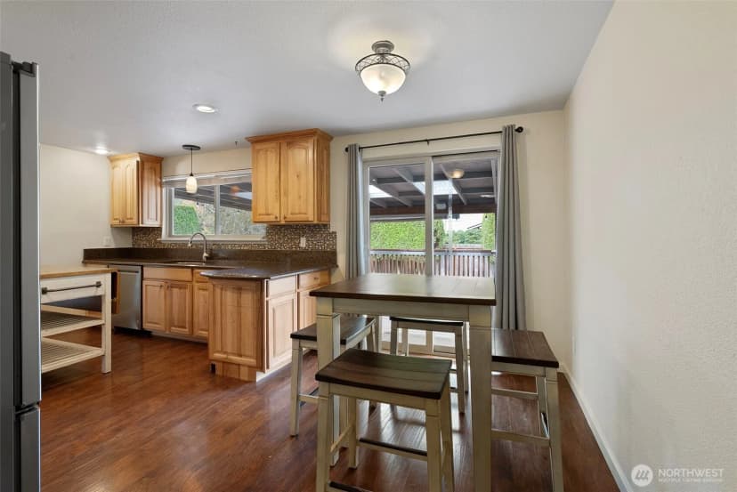 Property photo for 15018 113th Avenue E, Puyallup photo 15