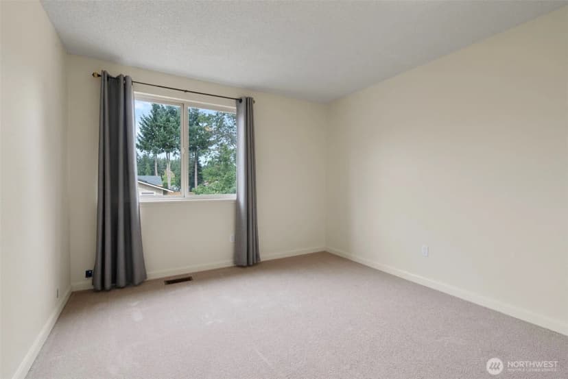 Property photo for 15018 113th Avenue E, Puyallup photo 24