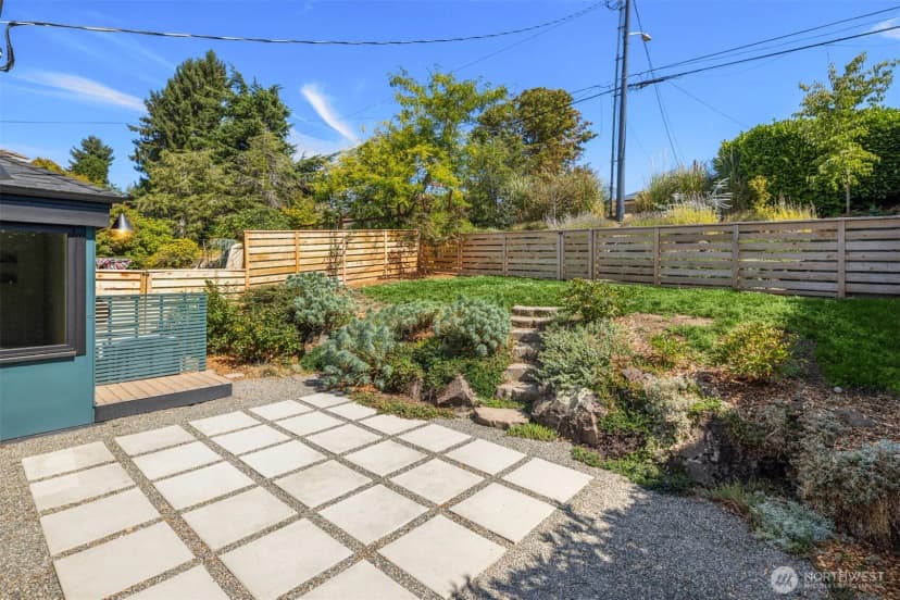 Property photo for 4002 12th Avenue S, Seattle photo 7