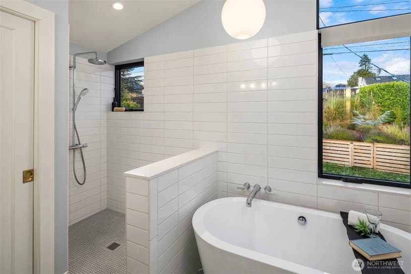 Property photo for 4002 12th Avenue S, Seattle photo 21