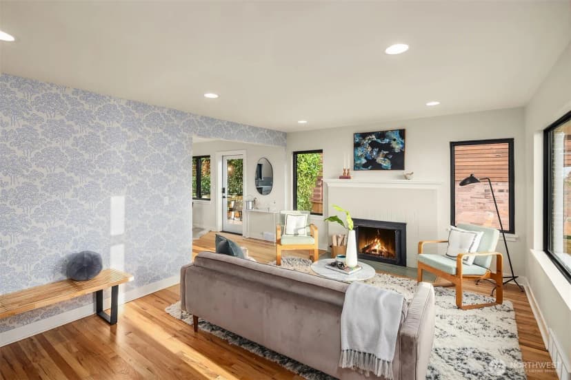 Property photo for 4002 12th Avenue S, Seattle photo 18