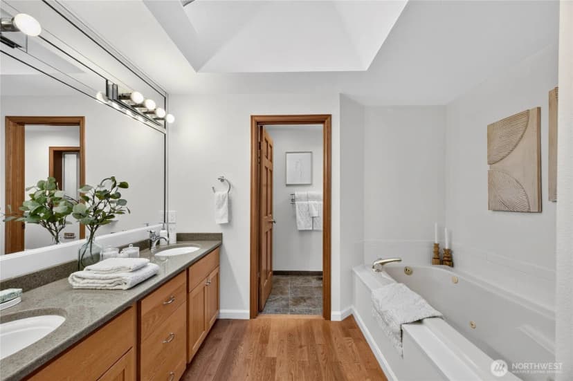 Property photo for 13220 7th Avenue Nw, Seattle photo 21