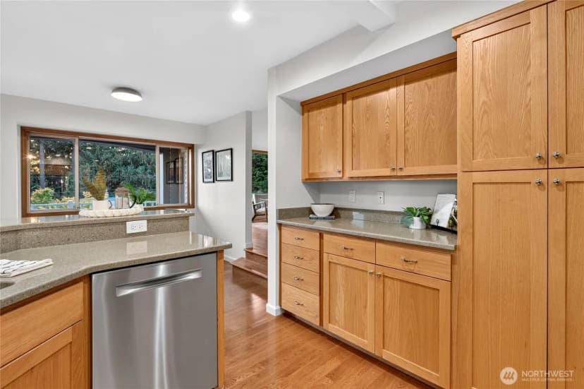 Property photo for 13220 7th Avenue Nw, Seattle photo 17