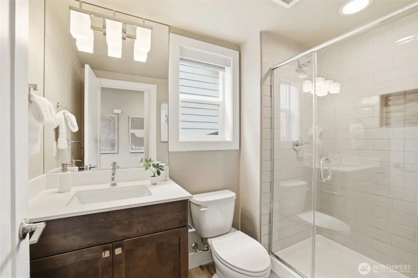 Property photo for 24387 Ne 24th Street, Sammamish photo 10