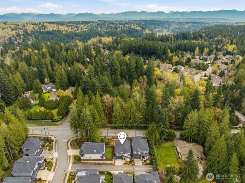 Property photo for 24387 Ne 24th Street, Sammamish photo 39