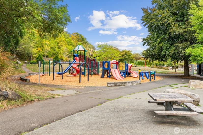 Property photo for 3727 S Holly Park Drive, Seattle photo 16