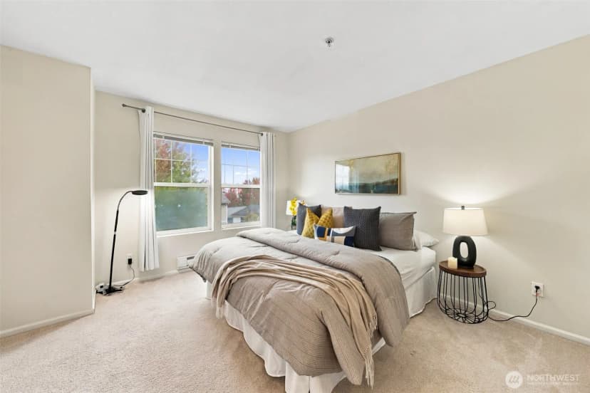 Property photo for 3727 S Holly Park Drive, Seattle photo 11