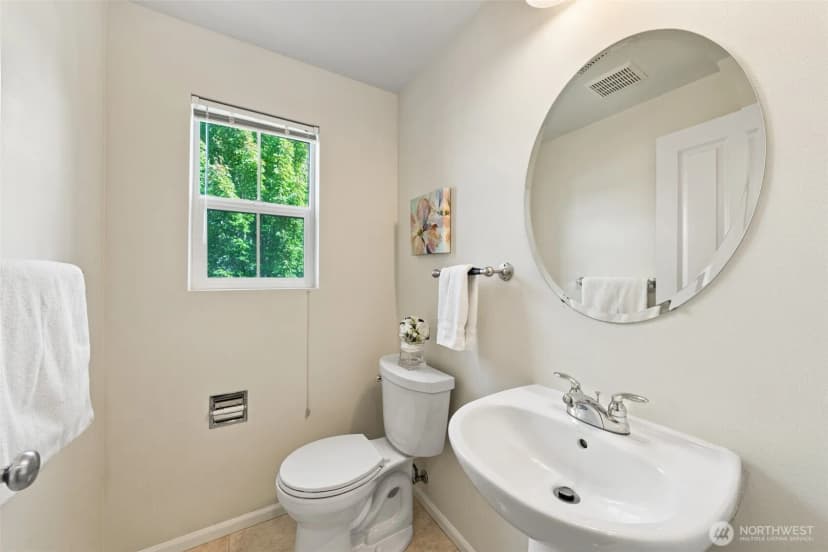 Property photo for 3727 S Holly Park Drive, Seattle photo 13