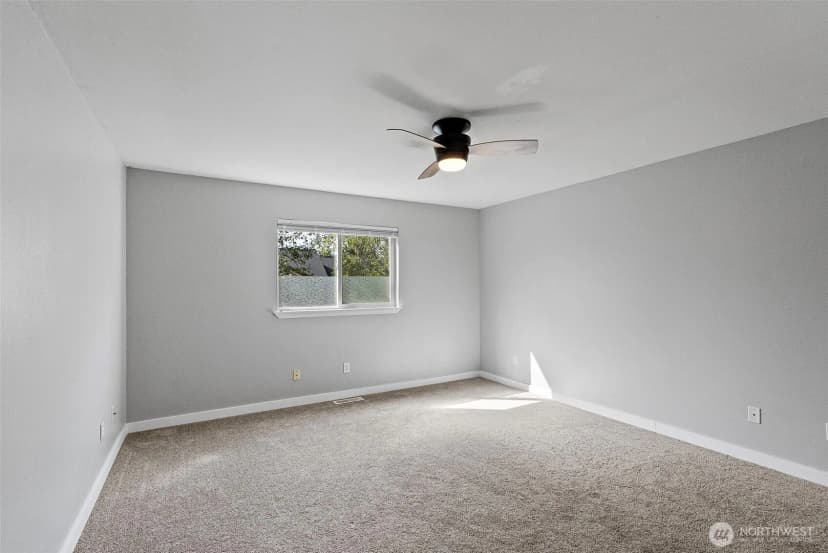 Property photo for 2008 Becky Avenue, Port Orchard photo 13