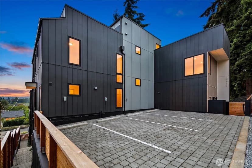 Property photo for 4511 A 34th Avenue S, Seattle photo 28
