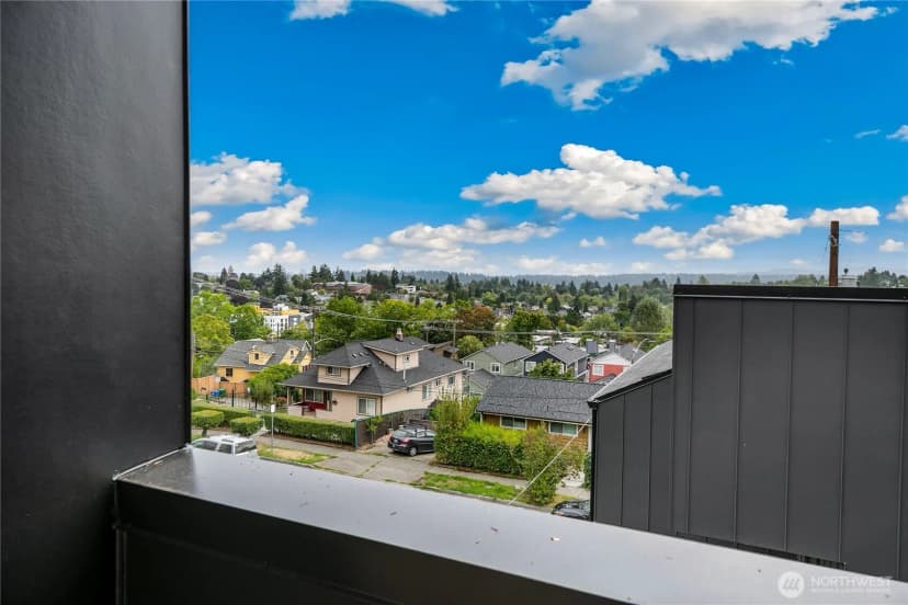 Property photo for 4511 A 34th Avenue S, Seattle photo 21