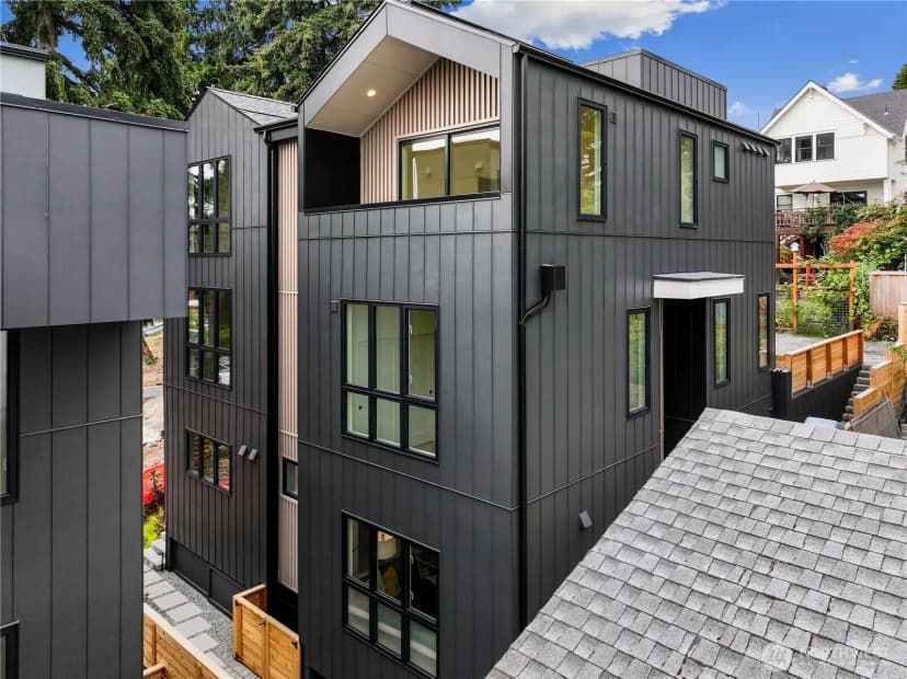 Property photo for 4511 A 34th Avenue S, Seattle photo 38
