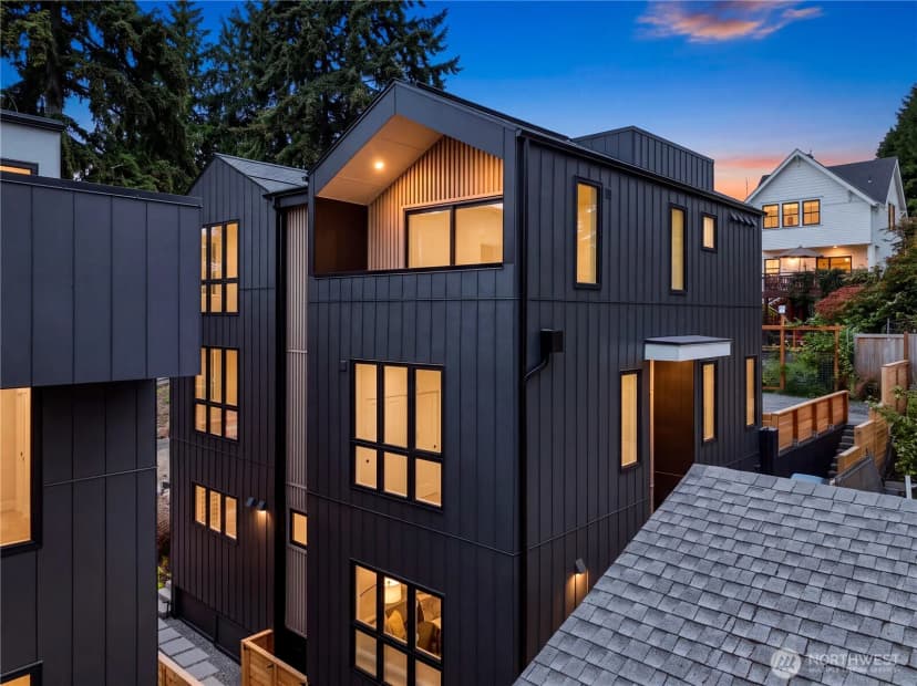 Property photo for 4511 A 34th Avenue S, Seattle photo 39