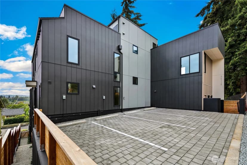 Property photo for 4511 A 34th Avenue S, Seattle photo 26