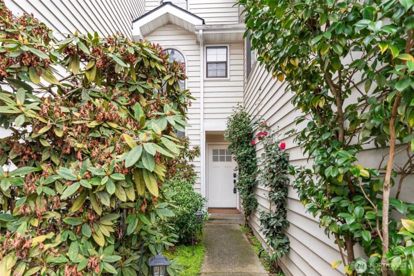 Property photo for 18604 48th Place S, Sea Tac photo 12