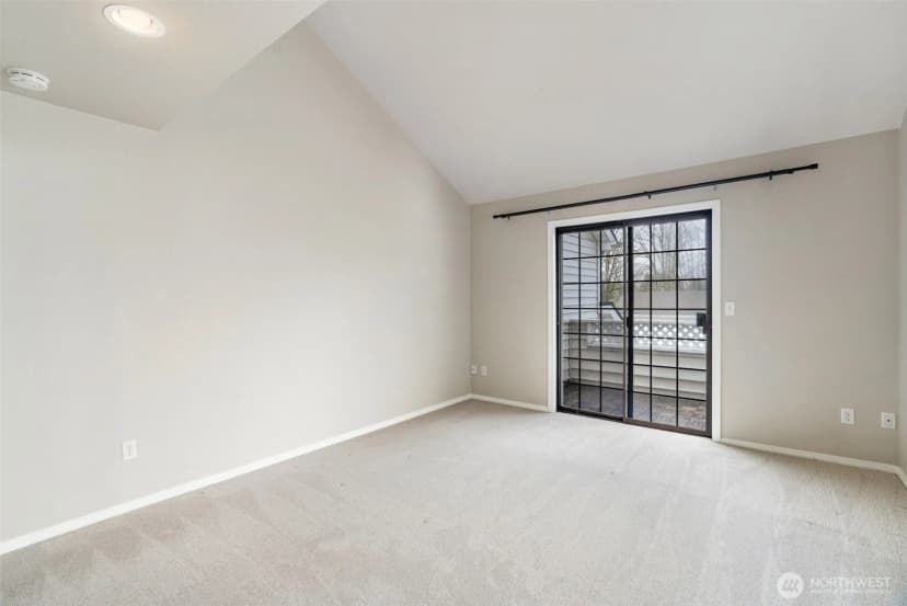 Property photo for 18604 48th Place S, Sea Tac photo 17