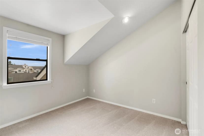 Property photo for 18604 48th Place S, Sea Tac photo 18