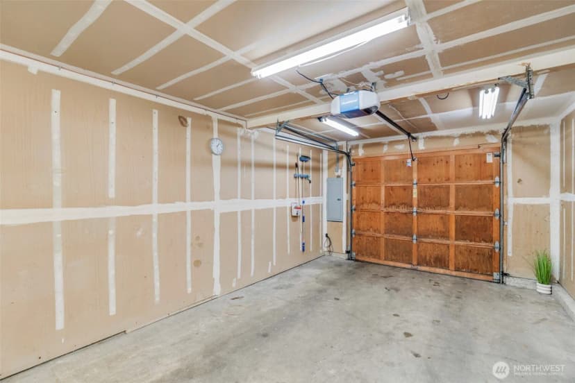 Property photo for 18604 48th Place S, Sea Tac photo 29