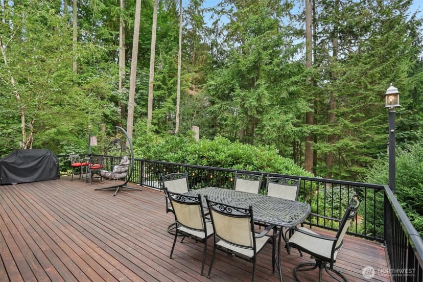 Property photo for 18452 Ne 199th St, Woodinville photo 29