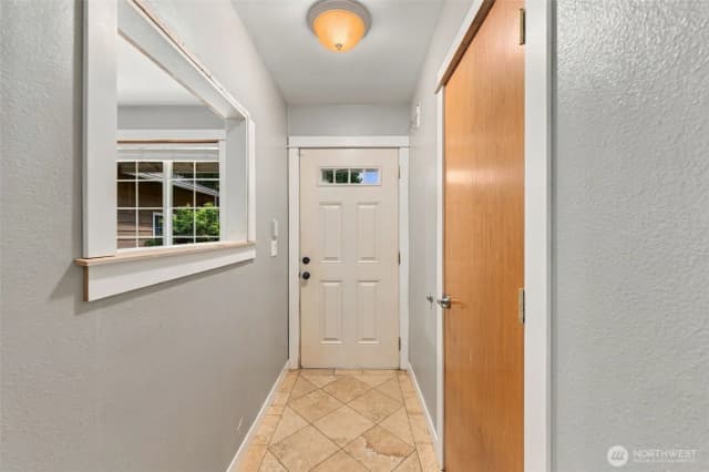 Property photo for 7721 Locust Avenue E, Bonney Lake photo 3