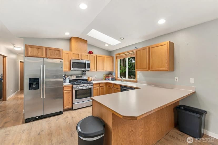 Property photo for 7721 Locust Avenue E, Bonney Lake photo 7