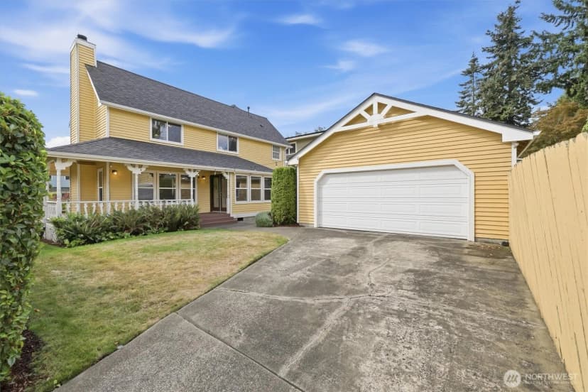 Property photo for 560 N 76th Street, Seattle photo 32