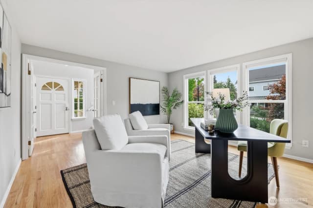 Property photo for 560 N 76th Street, Seattle photo 5