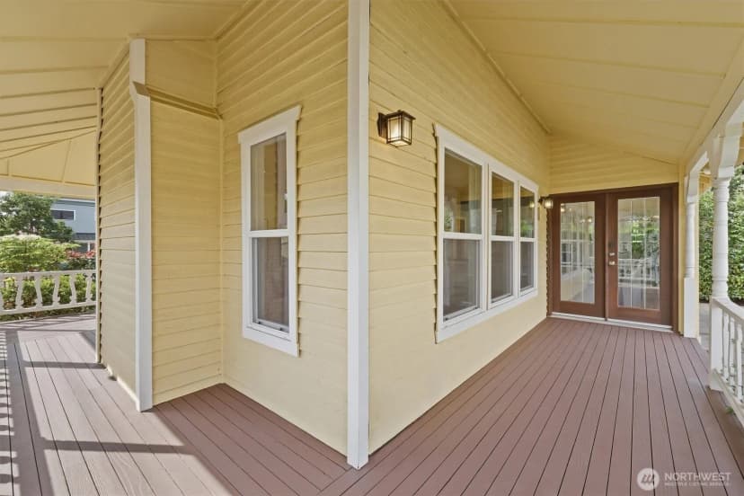 Property photo for 560 N 76th Street, Seattle photo 28