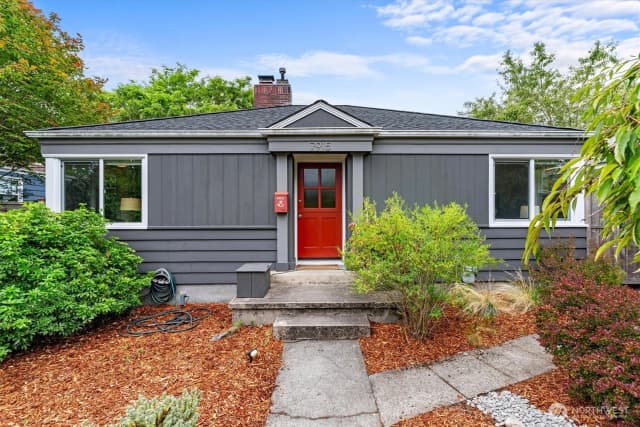 Property photo for 7915 34th Avenue Sw, Seattle