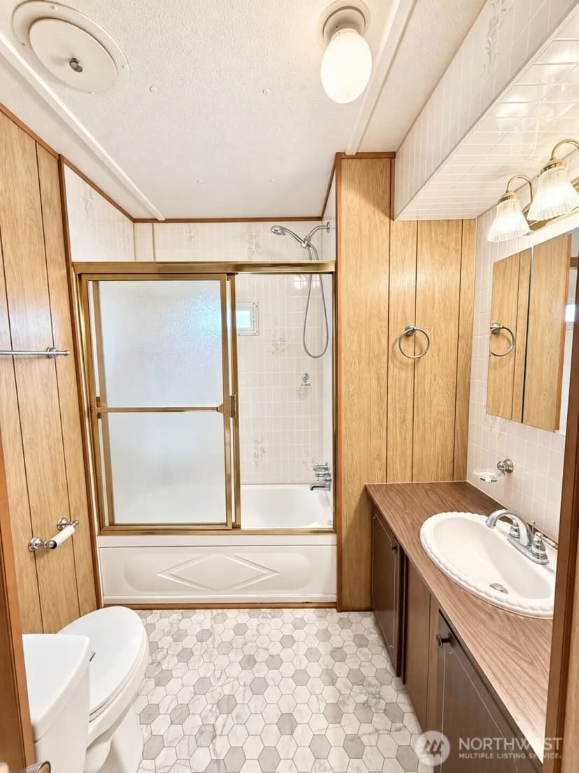 Property photo for 2322 Tacoma Road E #9, Puyallup photo 13
