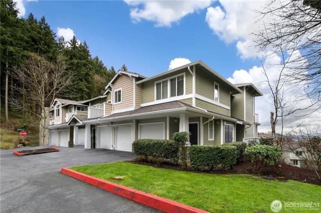 Property photo for 4030 S 213 Court #g, Sea Tac