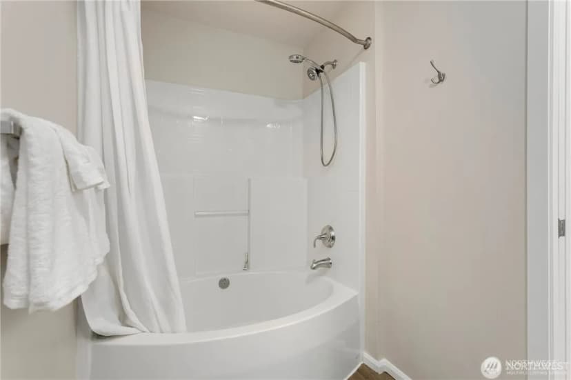 Property photo for 4030 S 213 Court #g, Sea Tac photo 15
