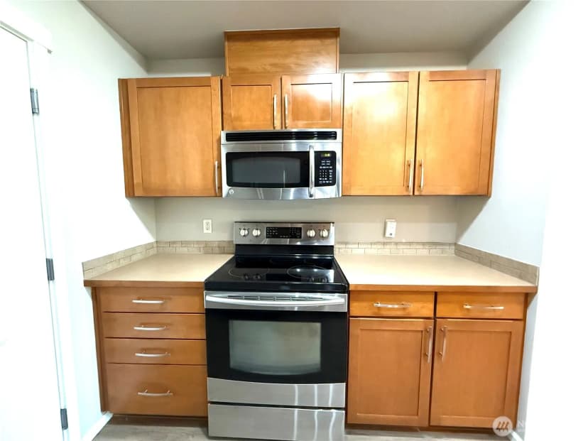 Property photo for 4030 S 213 Court #g, Sea Tac photo 8