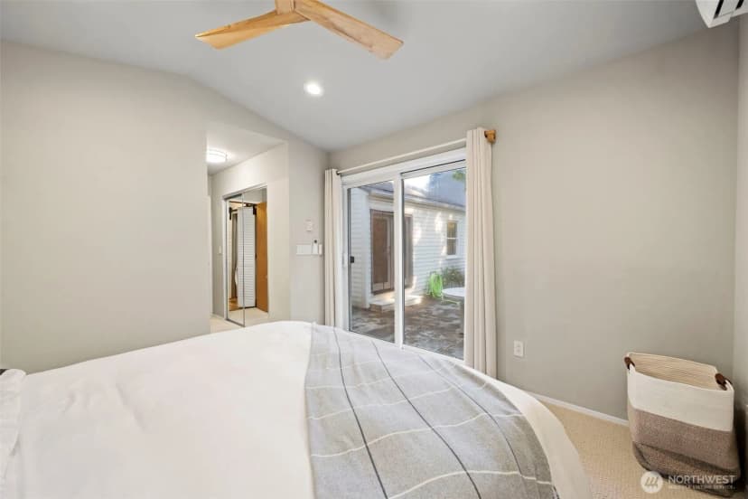Property photo for 8225 22nd Place Ne, Seattle photo 16
