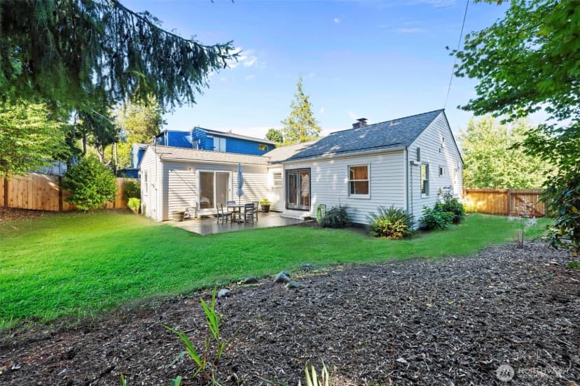 Property photo for 8225 22nd Place Ne, Seattle photo 23