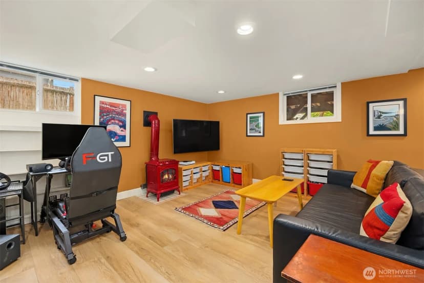 Property photo for 7426 Keen Way N, Seattle photo 19