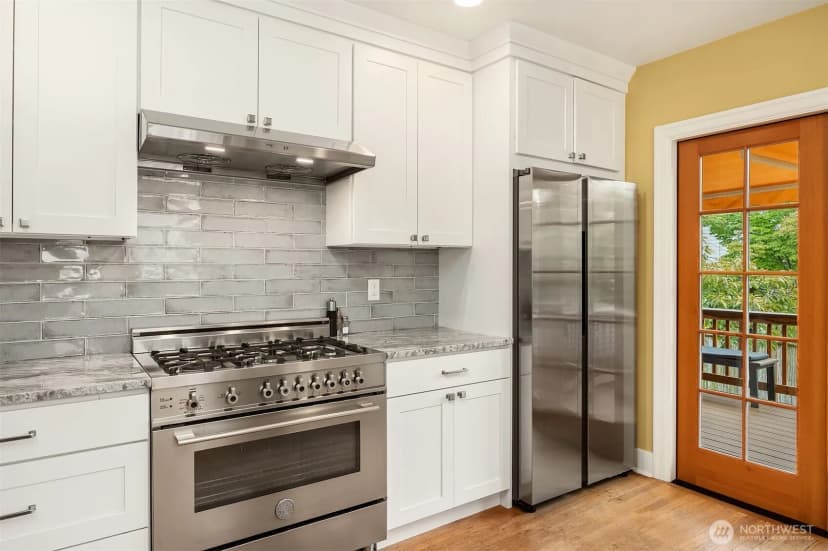 Property photo for 7426 Keen Way N, Seattle photo 6