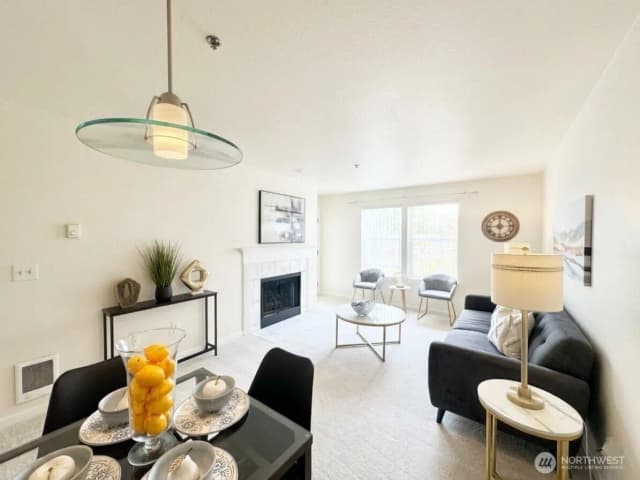 Property photo for 2610 118th Avenue Se #5-202, Bellevue photo 2