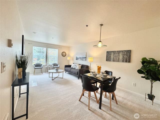 Property photo for 2610 118th Avenue Se #5-202, Bellevue photo 4