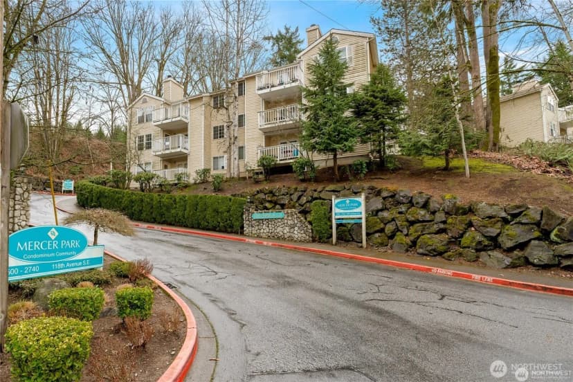 Property photo for 2610 118th Avenue Se #5-202, Bellevue photo 22
