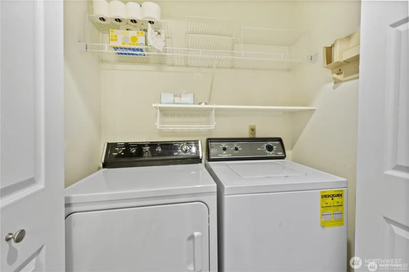 Property photo for 2610 118th Avenue Se #5-202, Bellevue photo 18