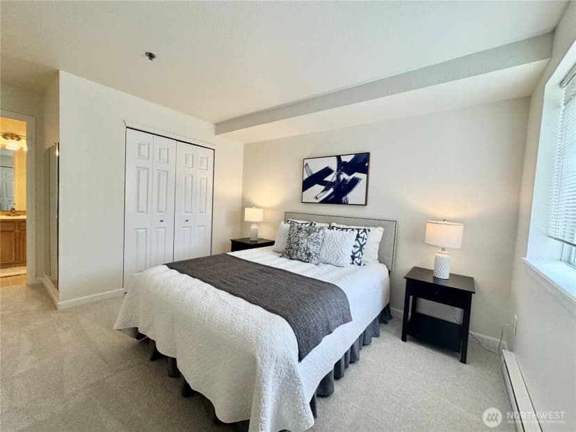 Property photo for 2610 118th Avenue Se #5-202, Bellevue photo 9