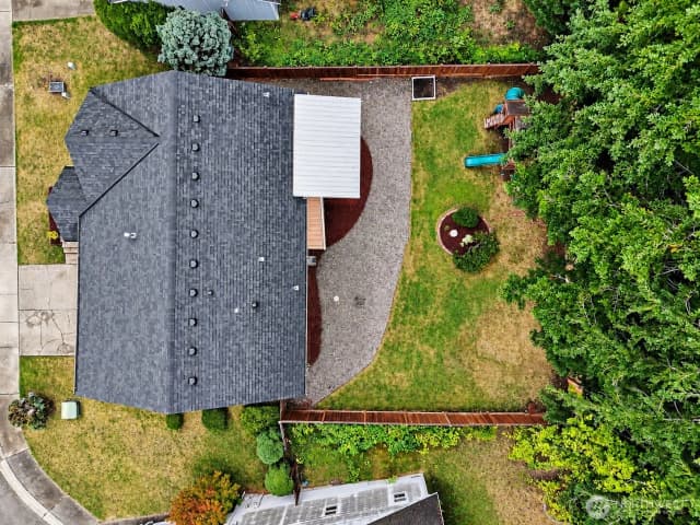 Property photo for 13519 20th Avenue Ct E, Tacoma photo 2