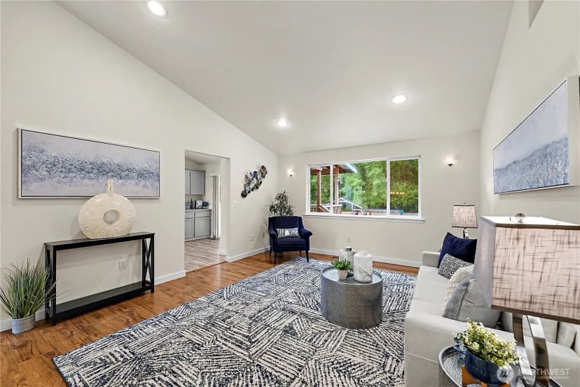 Property photo for 13519 20th Avenue Ct E, Tacoma photo 10