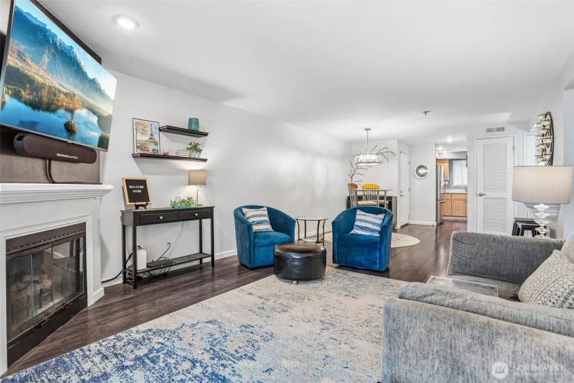 Property photo for 250 Nw Dogwood Street #e104, Issaquah photo 9