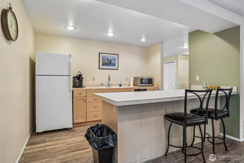 Property photo for 250 Nw Dogwood Street #e104, Issaquah photo 28