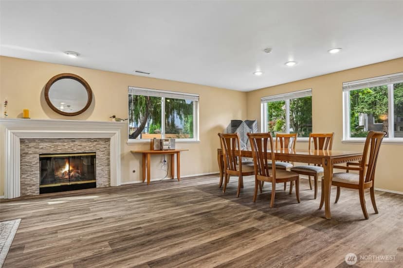 Property photo for 250 Nw Dogwood Street #e104, Issaquah photo 26